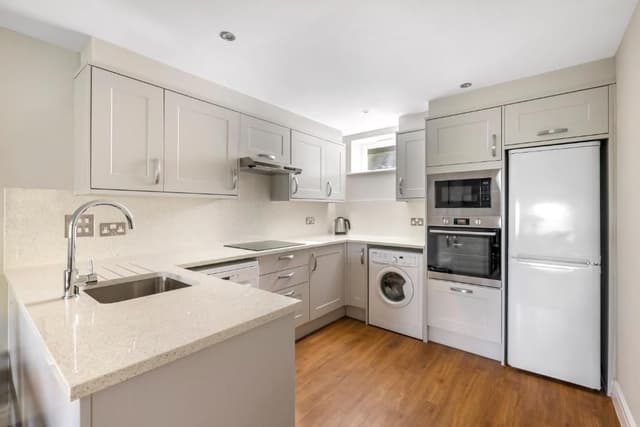 Studio Apartment