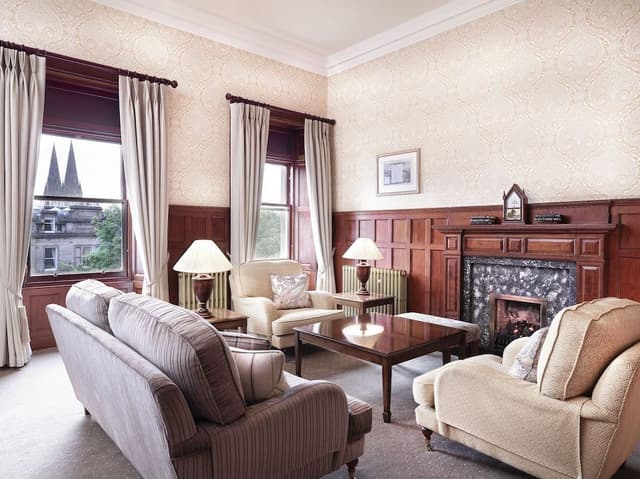 Townhouse Suite