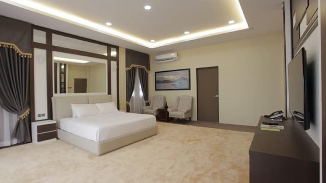 Royal Suite