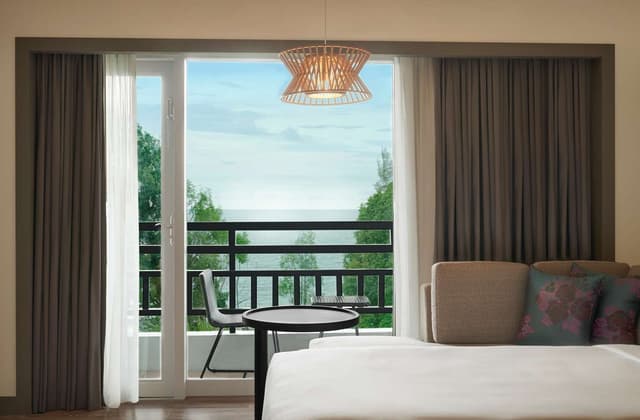 ONE BEDROOM FAMILY SUITE SEA VIEW
