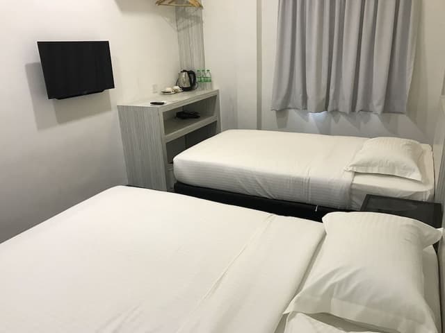 Deluxe Triple Room