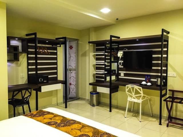 Deluxe King Room