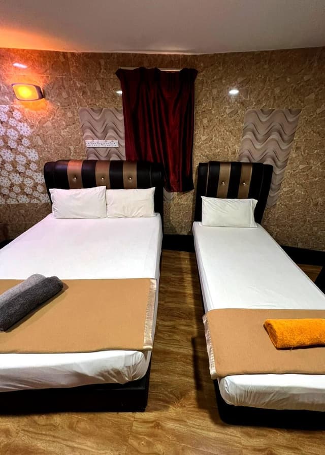 Triple Room