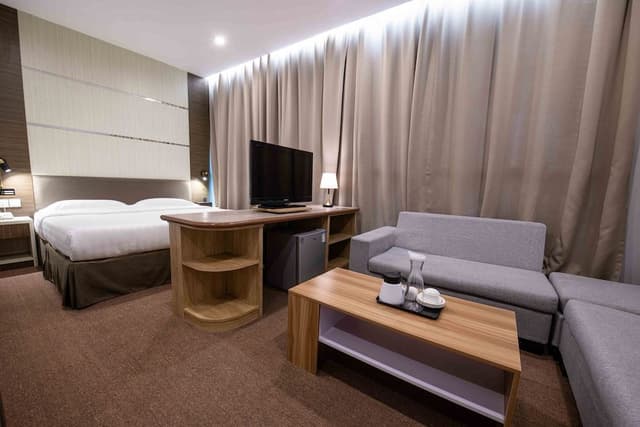 Executive Suite, Multiple Beds, Non Smoking