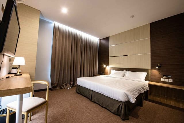 Premium Double Room, 1 King Bed, Non Smoking