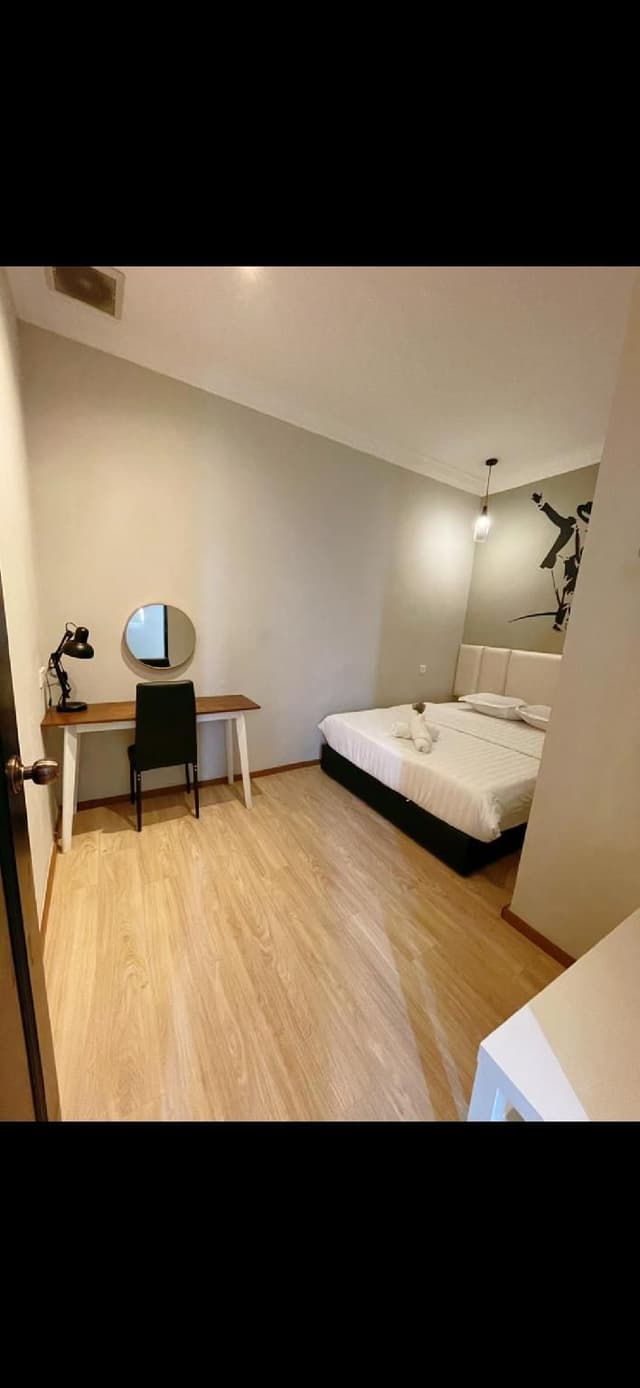 Deluxe Family Room