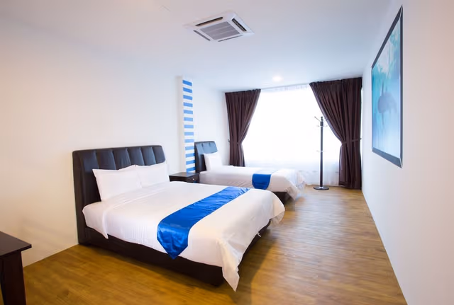 Suite, 4 Bedrooms (Ocean Theme)