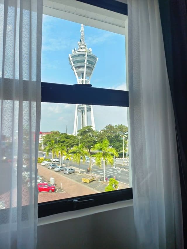Family Triple Room, City View