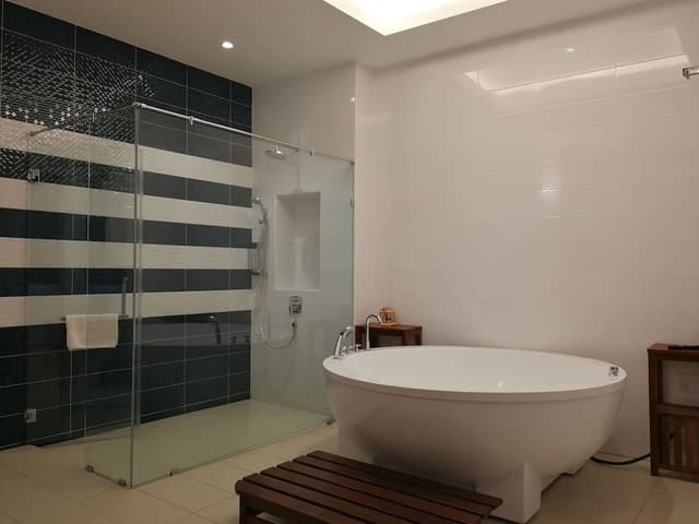 Premium Suite