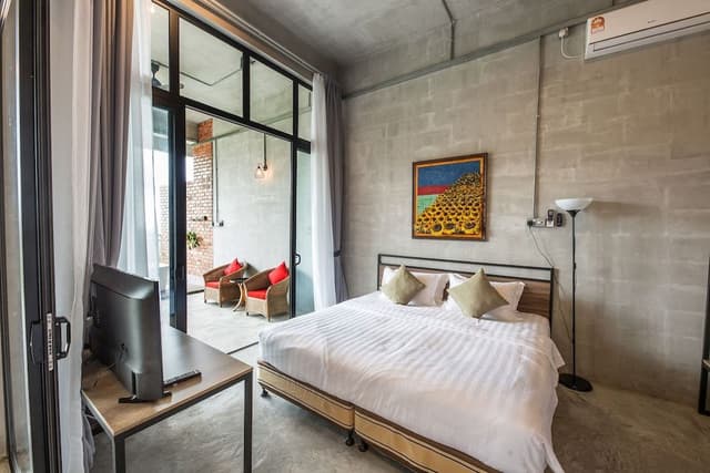 Luxury Room with Balcony