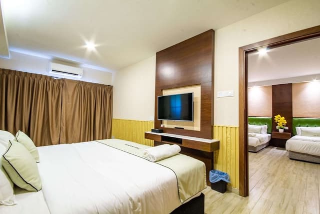 Family Room, Multiple Beds
