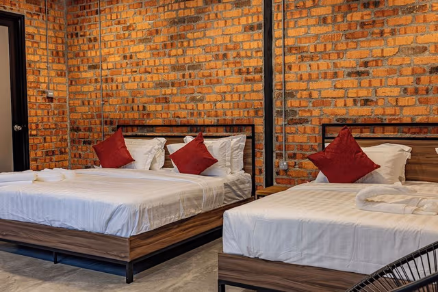 Deluxe Quadruple Room, Jetted Tub