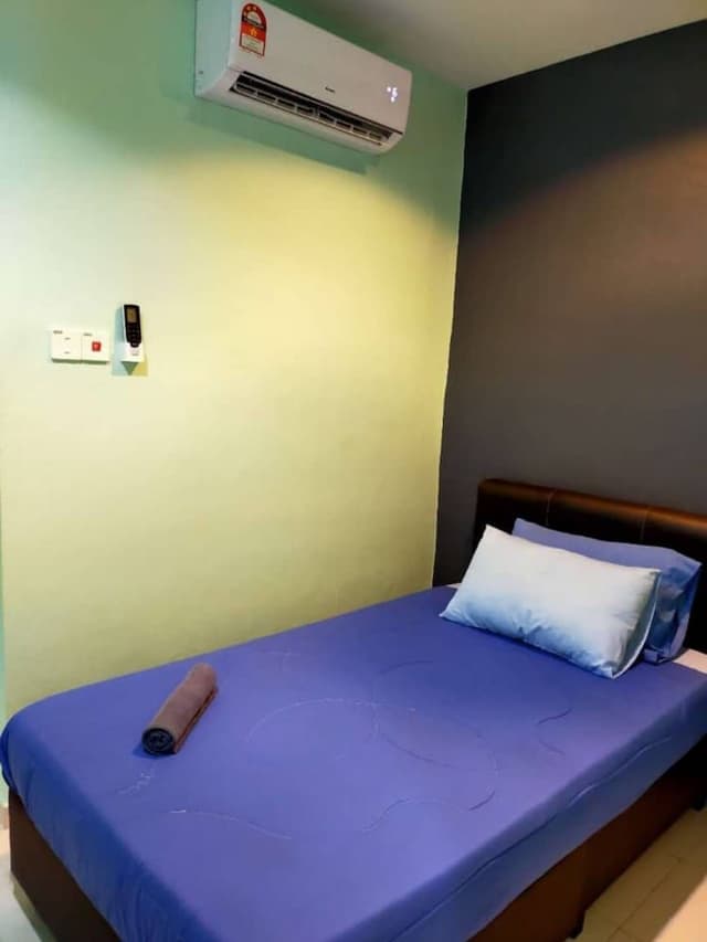 Single Room, No Windows