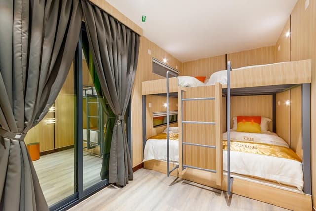 Upper Floor Superior Cabin Twin Room with Private Toilet