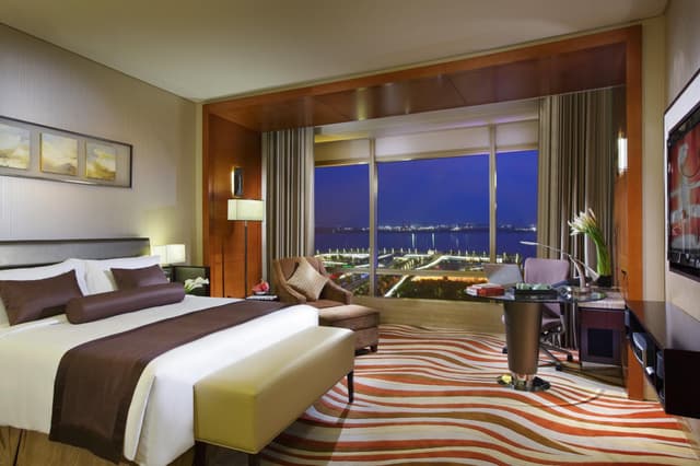 1 King Premium River View