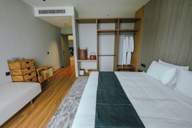 Standard Suite