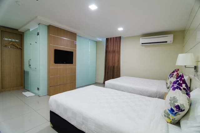 Standard Family Room