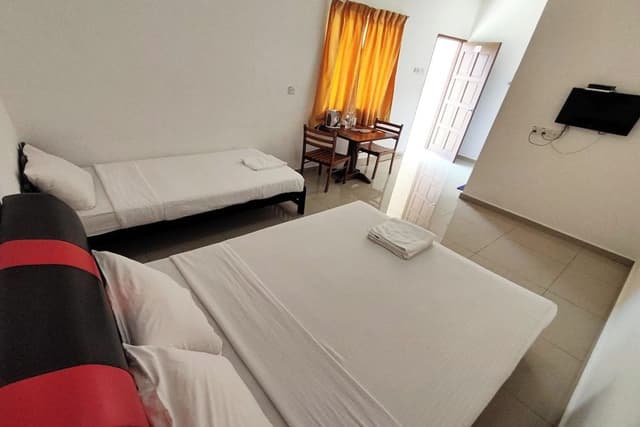 Deluxe Triple Room