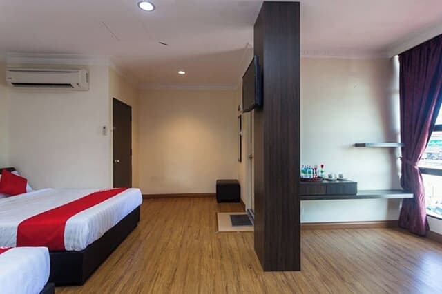 Family Suite, Bathtub