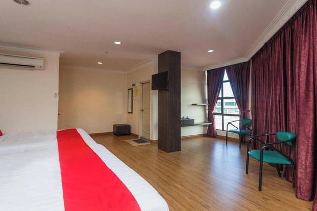 Family Suite, Bathtub