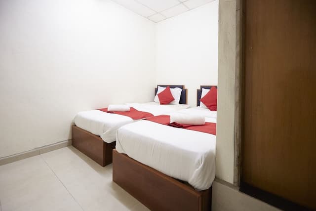 Standard Twin Room