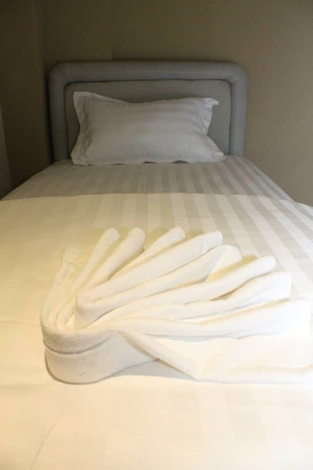 Basic Twin Room