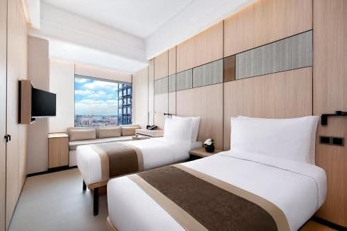 Deluxe Twin Room for 2 People
