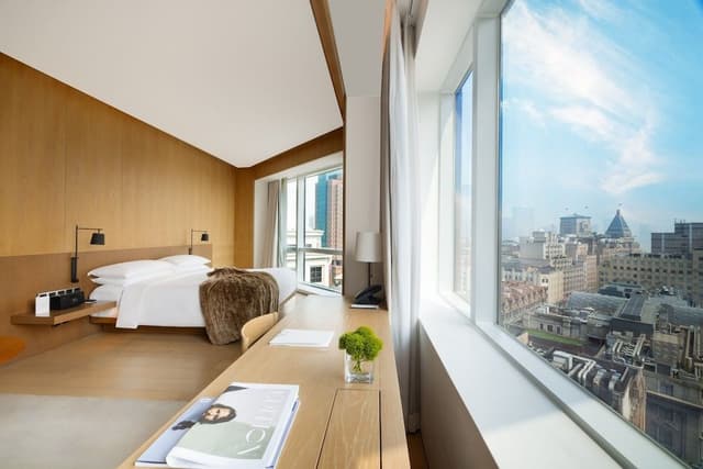 Premium City View Room, 1 King
