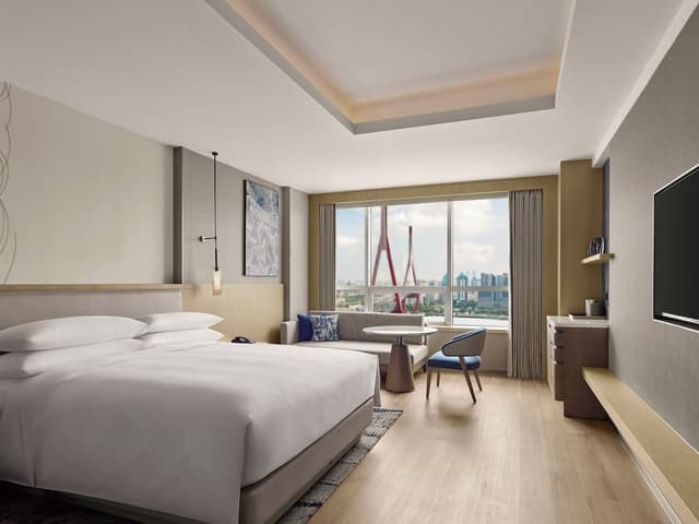 Executive Skyline View King