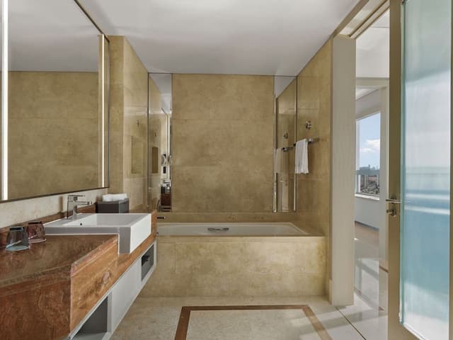 Panorama River View King Room