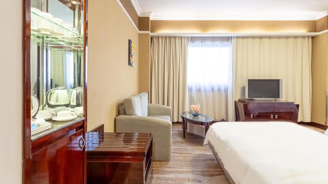 2 Twin Beds Premium Garden View