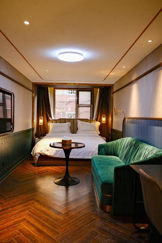 Deluxe King Room - Newly Renovated