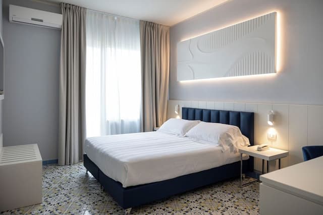 Superior Double or Twin Room, Partial Sea View