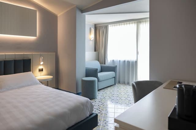 Deluxe Double or Twin Room, Sea View