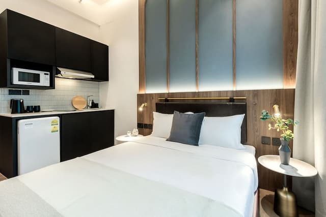 Studio, Kitchenette
