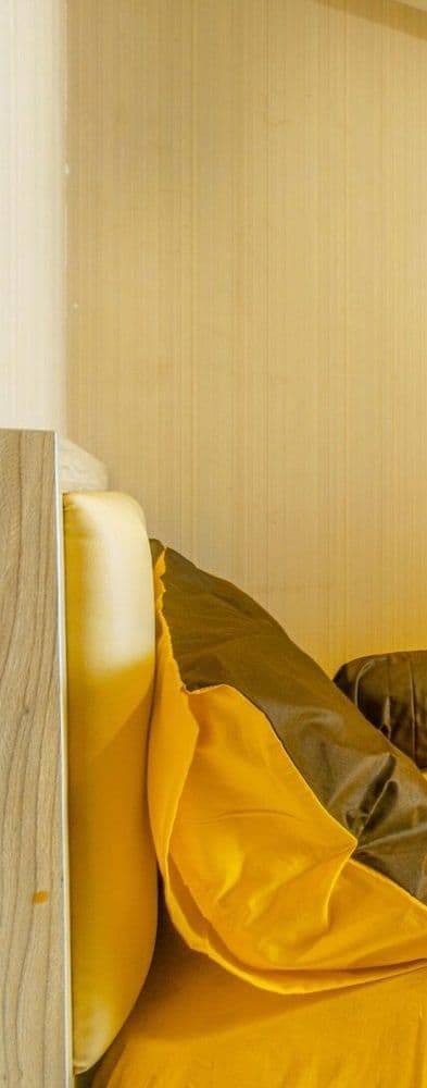 Room, 2 Bedrooms