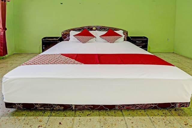 Basic Double Room
