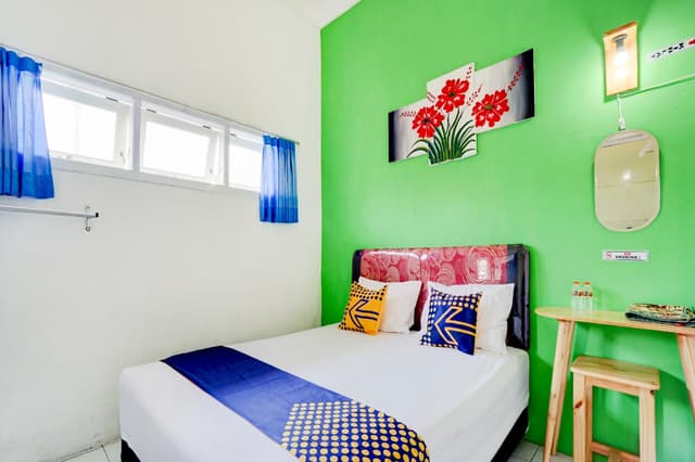 Economy Double Room