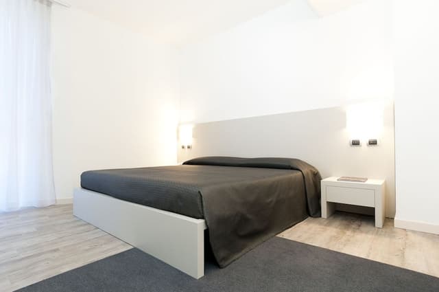 Comfort Room, 1 King Bed, Non Smoking
