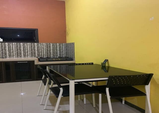 Room, 2 Bedrooms