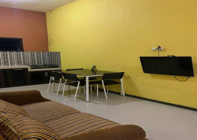 Room, 2 Bedrooms