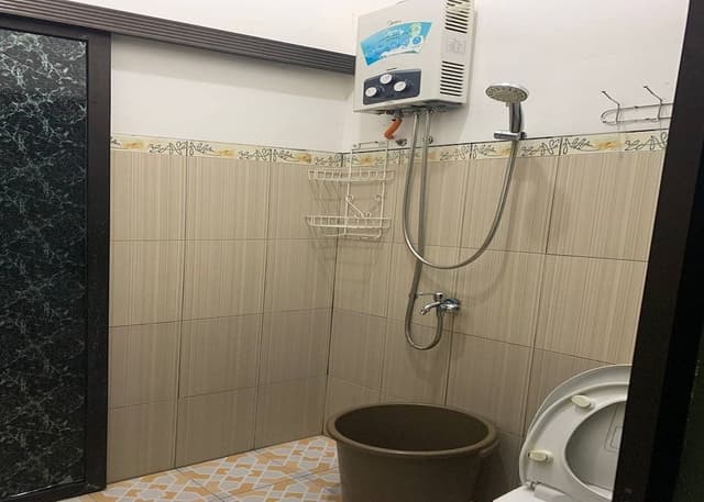 Room, 2 Bedrooms