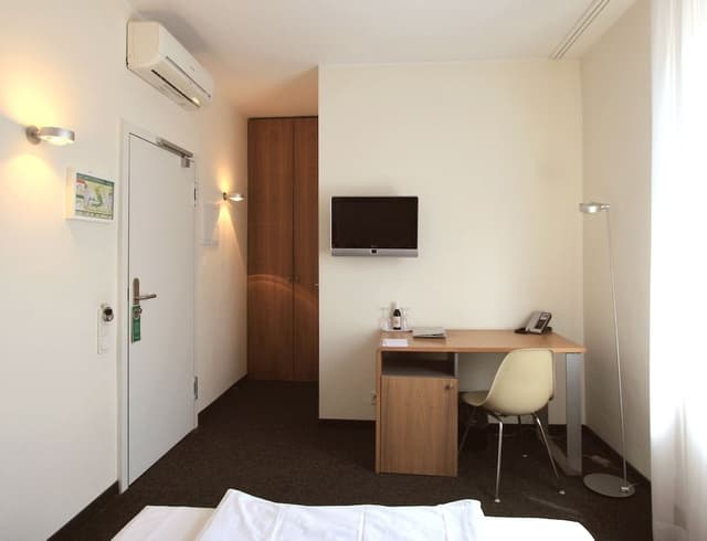 Comfort Single Room