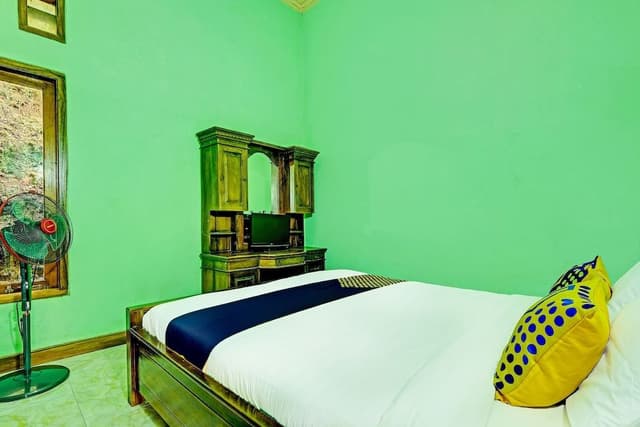Economy Double Room