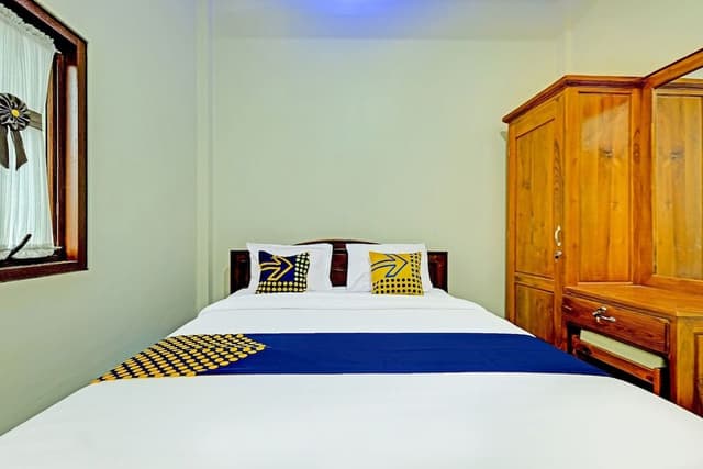 Economy Double Room