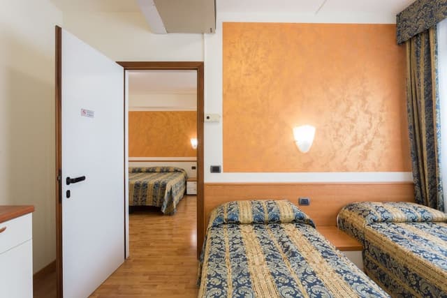 Family Room, 2 Bedrooms