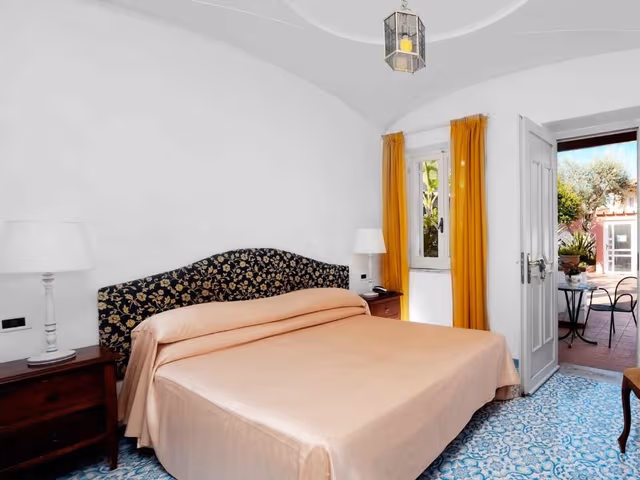 Classic Double Room