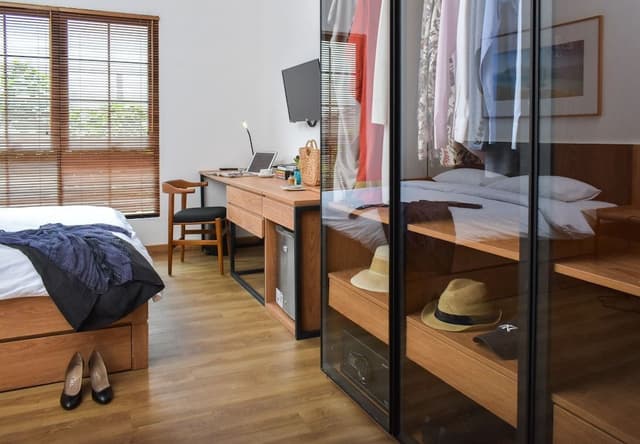 King Bed Executive B