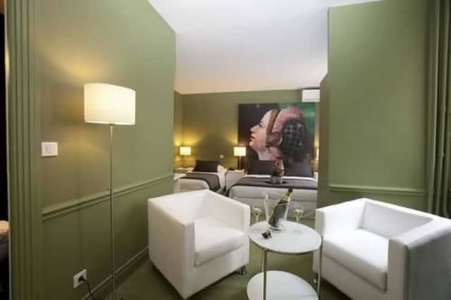 Triple Room
