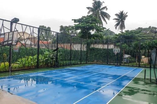 Modern and Spacious 2BR L'Avenue Apt By Travelio